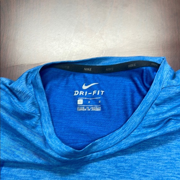 NWOT Nike Men's Blue Dri-FIT Shirt - Picture 8 of 8